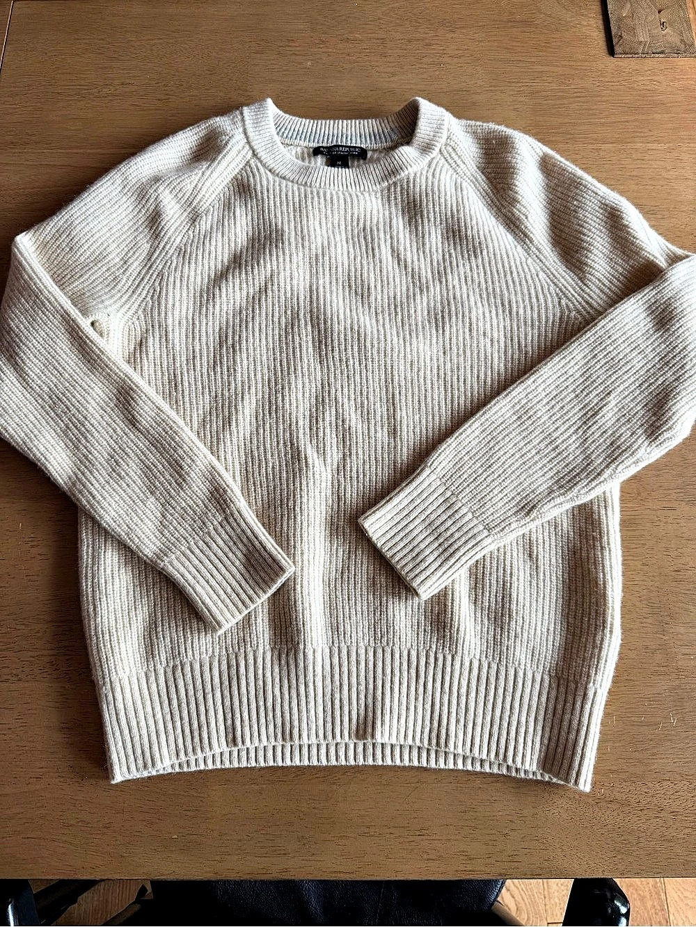 Banana Republic Ribbed Crew Neck Wool Blend Sweater Beige Size Medium